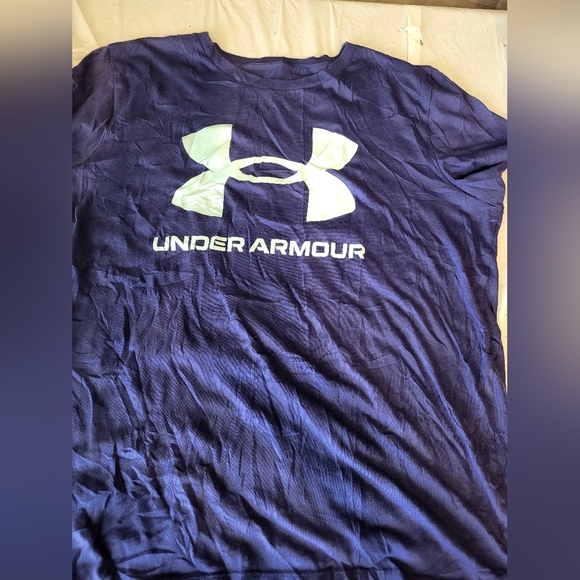 Under Armour Women's Short Sleeve Tee in Purple, Size XL - Picture 3 of 4